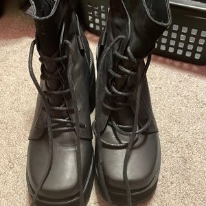 heeled womens boots size 7
